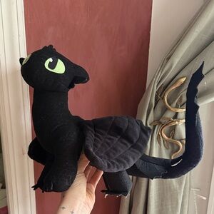 Rare and hard to find toothless how to train your Dragon Spinmaster Plush Toy
